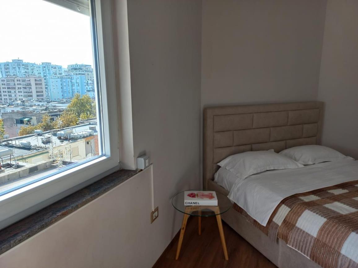 Penthouse Rooms & Aparts Tirana Exterior foto