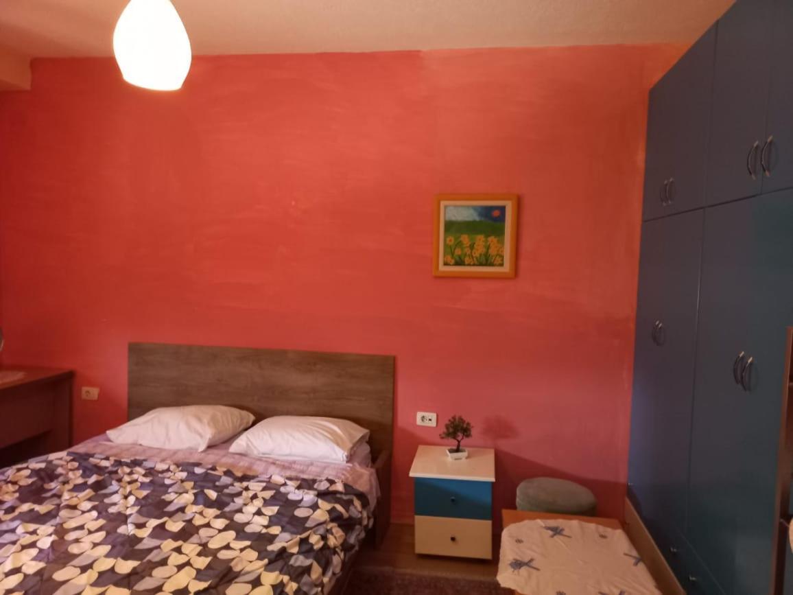 Penthouse Rooms & Aparts Tirana Exterior foto